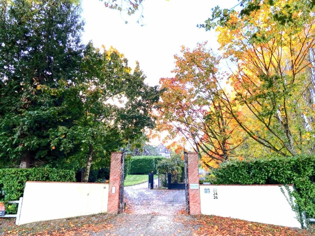 Magnifique Deux Pieces Au Calme Apartman Deauville Kültér fotó